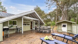 Outdoor dining - Stunning home in Rømø with kitchen (Rømø)