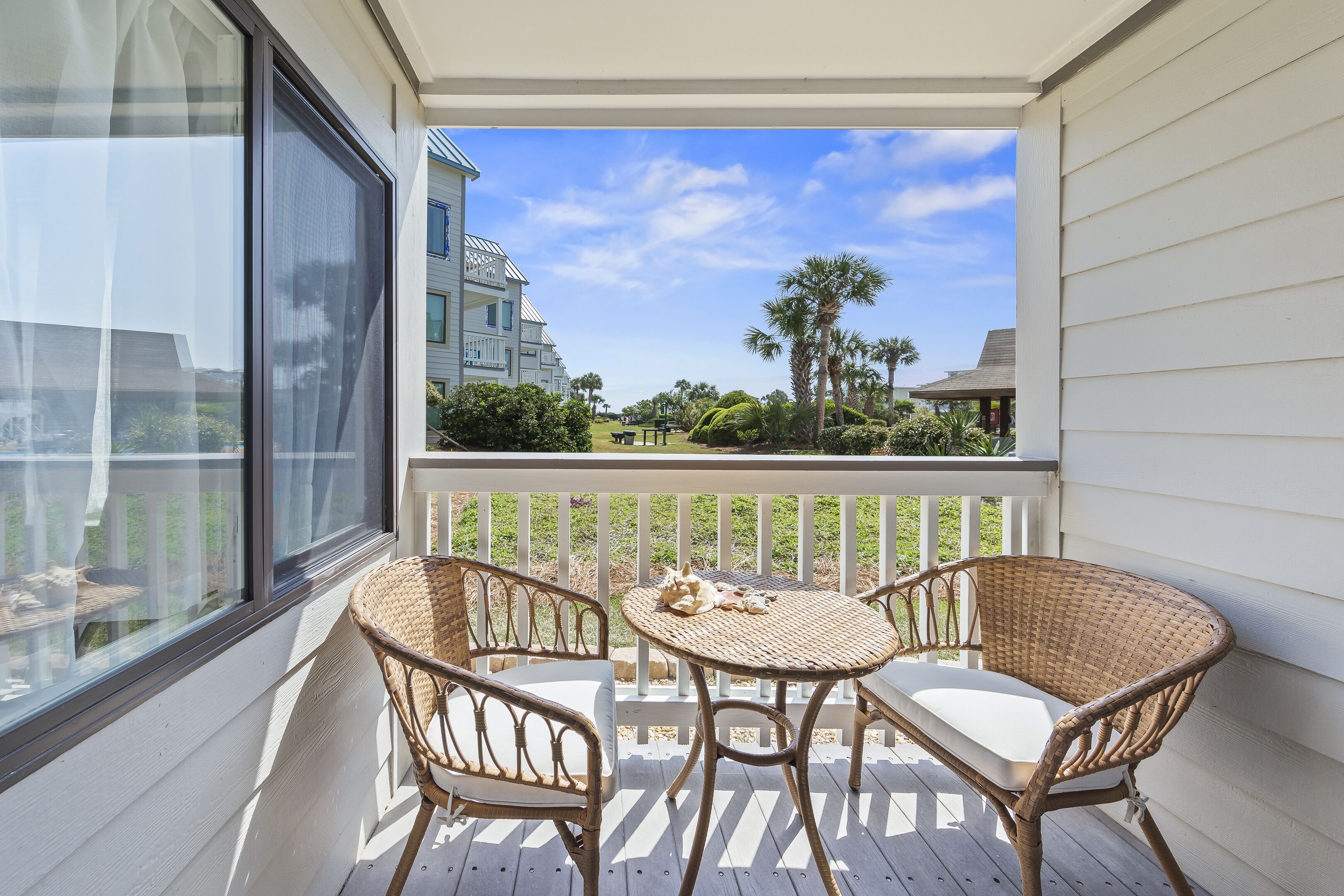 Beach Front Resort - Newly Updated - Indoor Pool - Gulf Shores/Fort Morgan