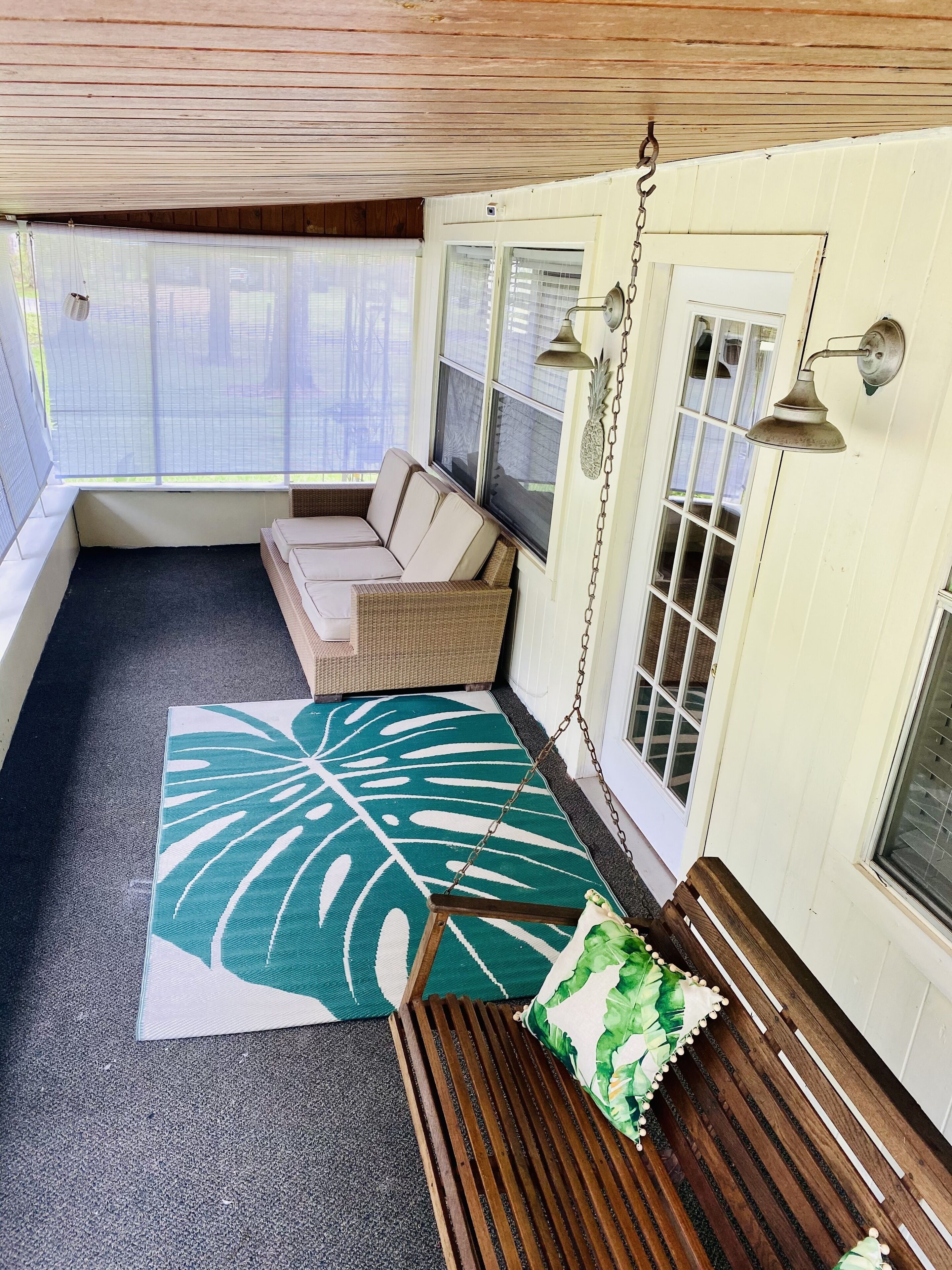 Remodeled cottage w/boat ramp, close to hiking & bike trails