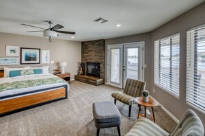 4 bedrooms, iron/ironing board, free WiFi, bed sheets