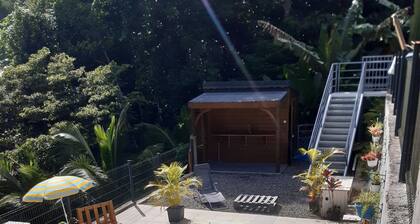 GĂźte calme et cosy avec piscine Ă Petit-Bourg