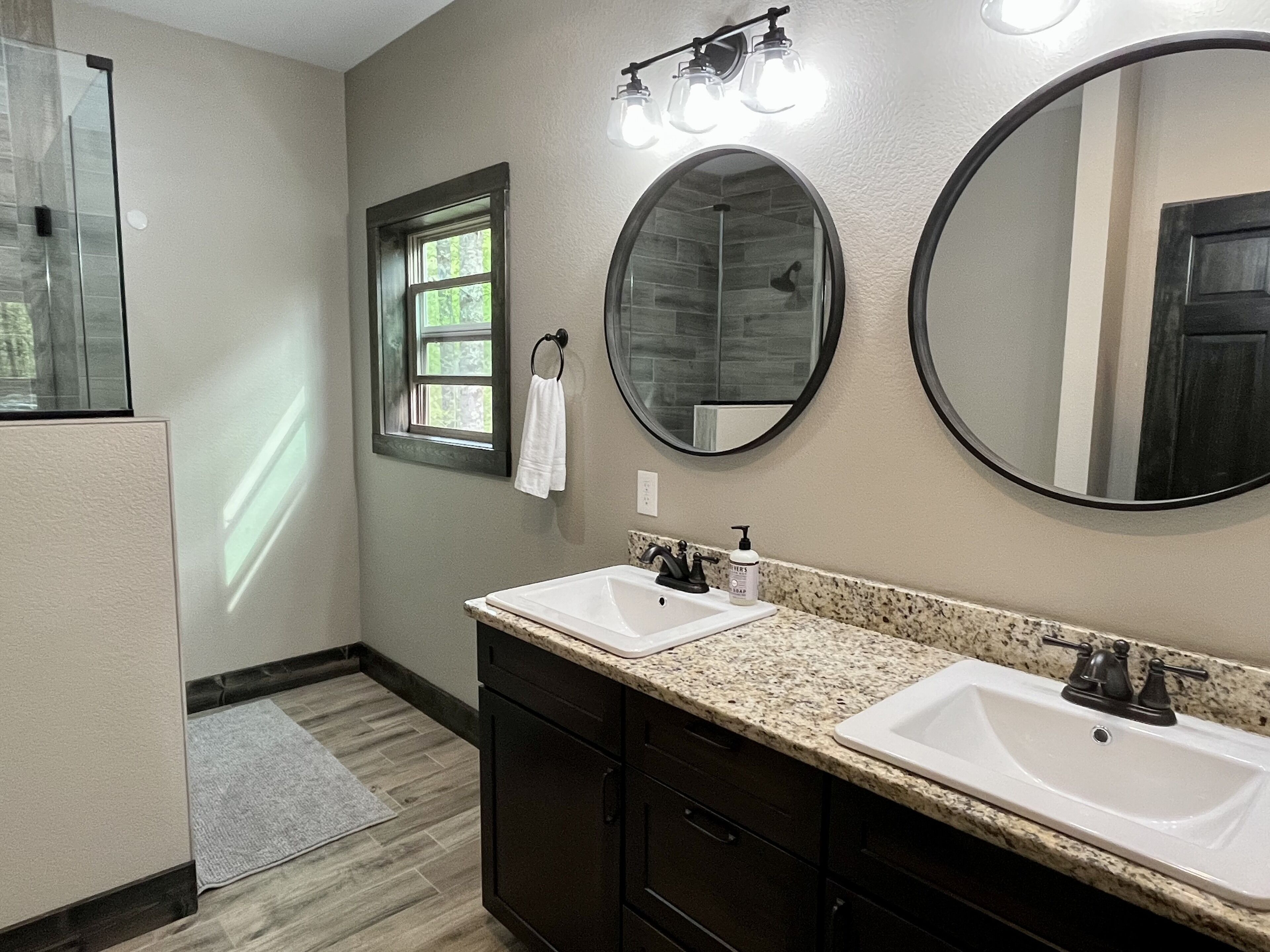 Wander Inn, a new modern luxury cabin nestled in the NC mountains