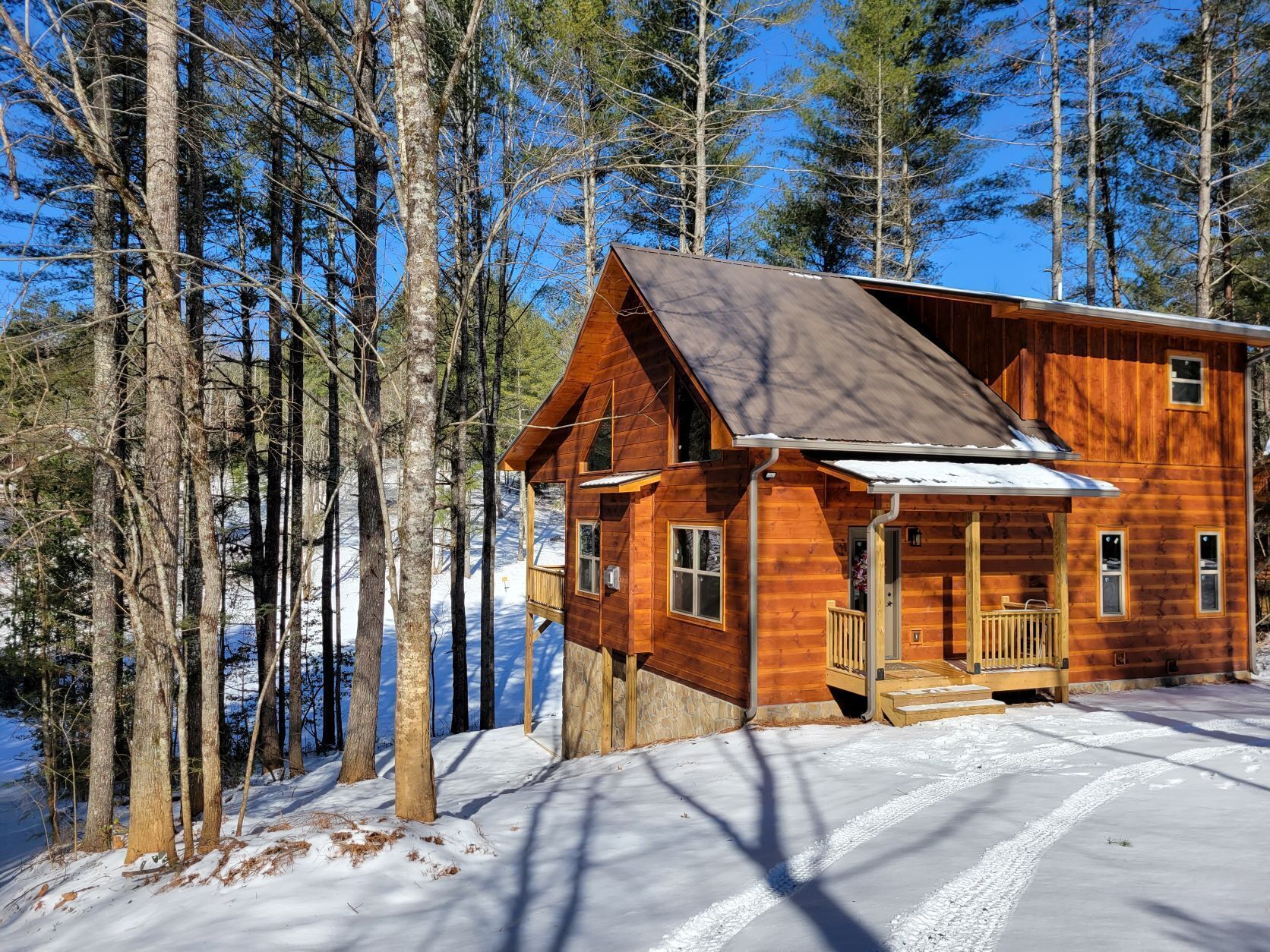 Wander Inn, a new modern luxury cabin nestled in the NC mountains