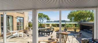 Cozy home in Hejls with house sea view