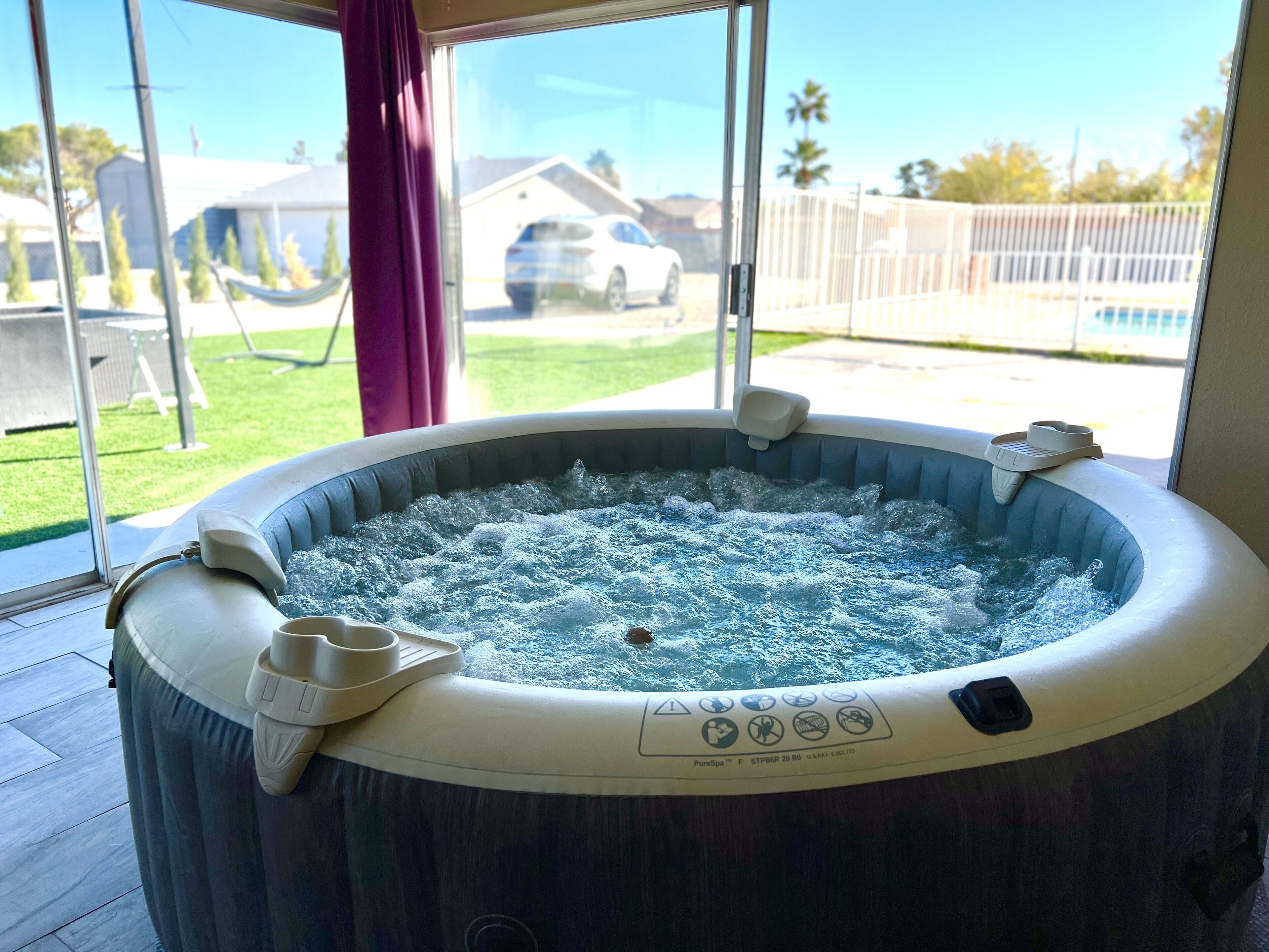 hot villa with multi Family games with indoor hot tub spa for 6 