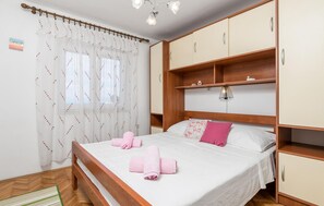 2 habitaciones, wifi gratis y ropa de cama 