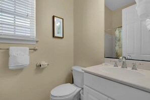 House, 4 Bedrooms | Bathroom | Towels - Banana Cabana by Bliss Beach Rentals (Destin)