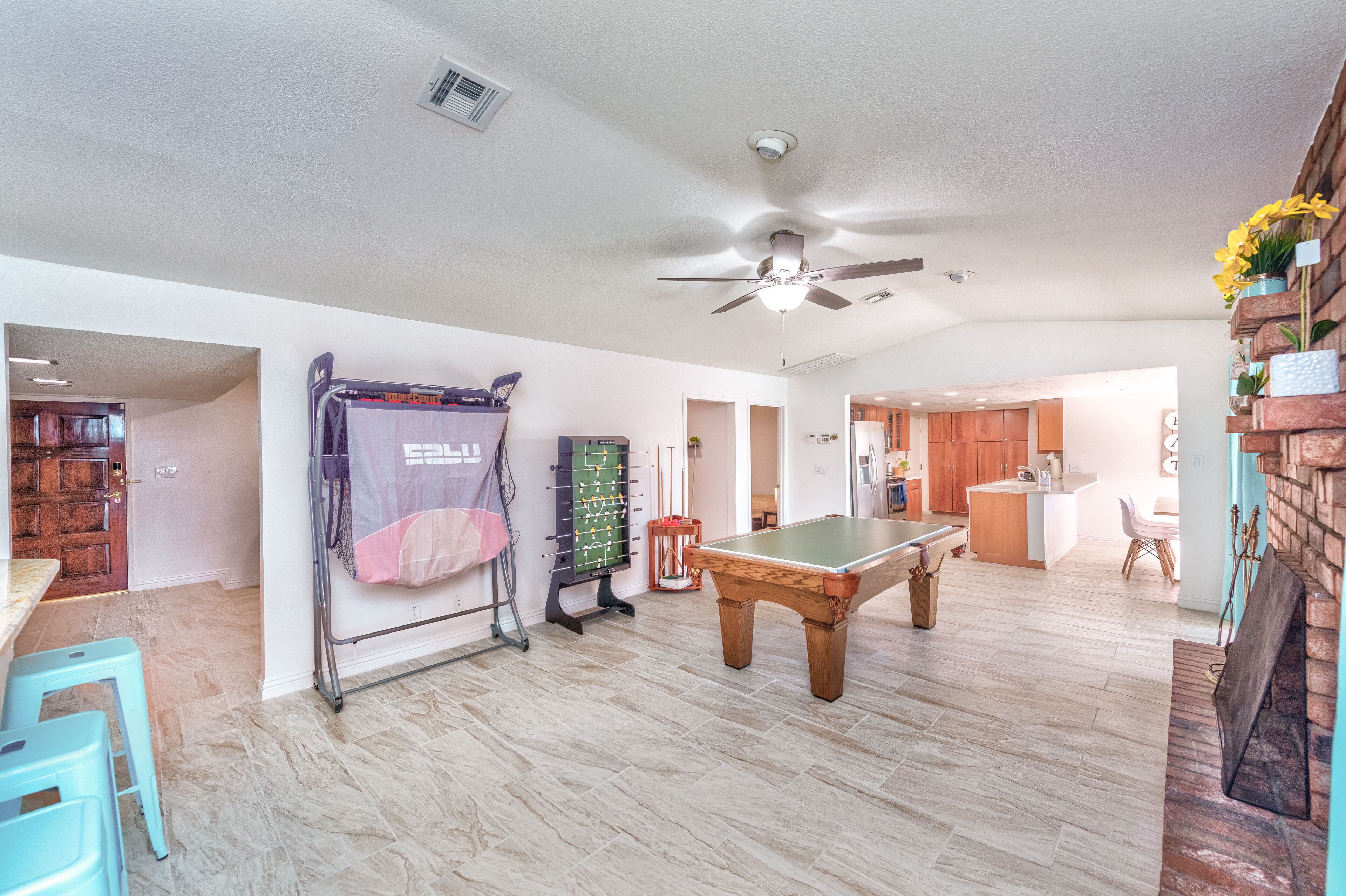 new first class villa on 20 k sq 3 m from strip