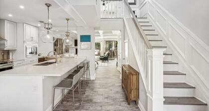 Stunning Townhouse w Tennis & Pool near US OPEN