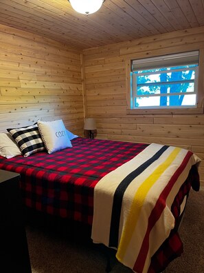 4 bedrooms, free WiFi, bed sheets