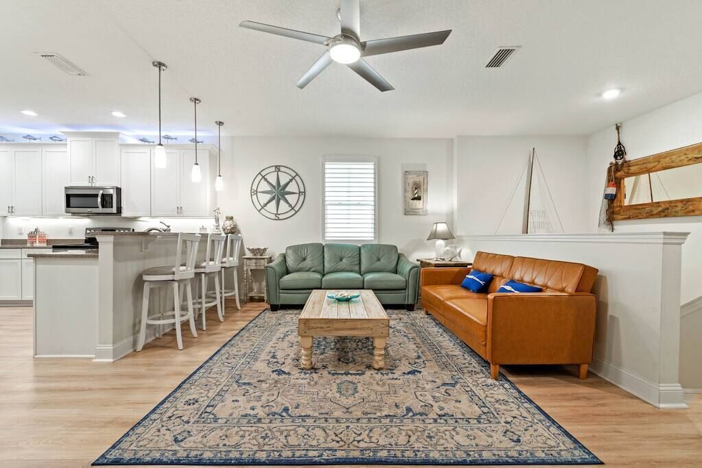 Cozy Vacation Home with Porch, Garden, Theater