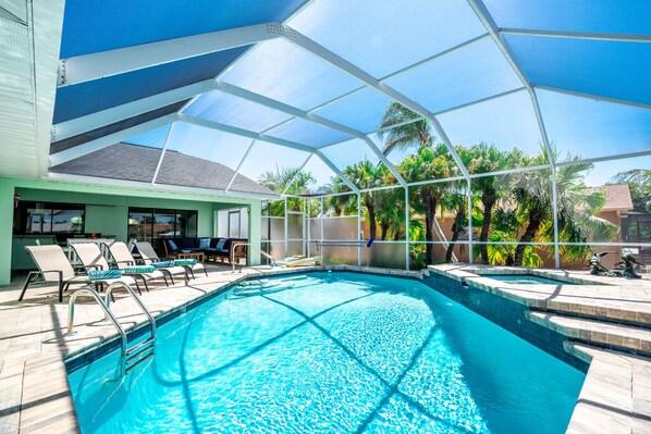 Ulkouima-allas, lämmitetty uima-allas