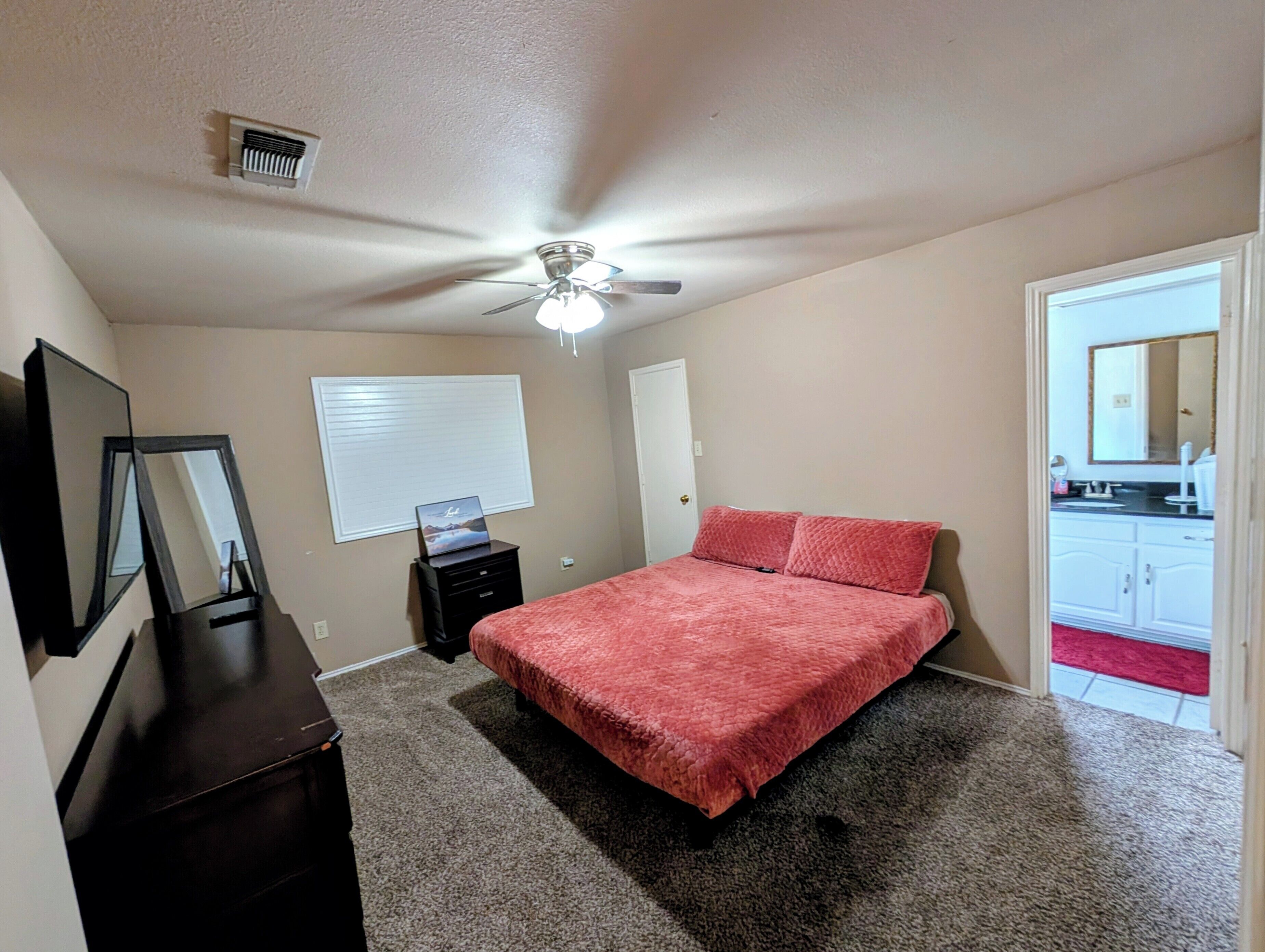 2 chambres, bureau, fer et planche à repasser, Wi-Fi gratuit