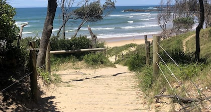 Boutique Accomodation opposite Sawtell Beach