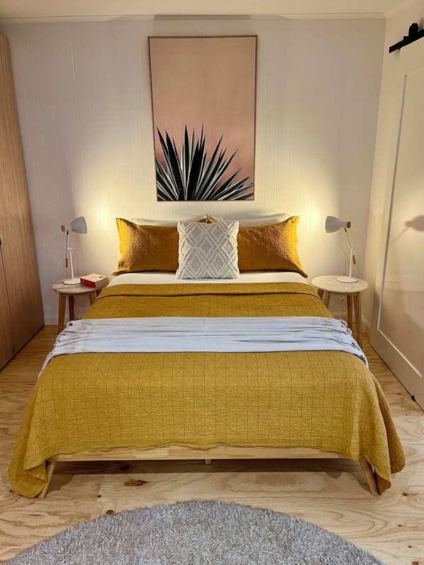 1 bedroom, iron/ironing board, free WiFi, bed sheets