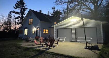 Secluded Farmhouse in Brainerd Lakes Area Large Yard with views