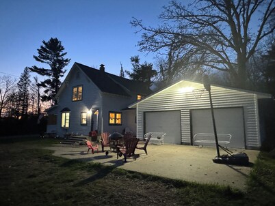 Secluded Farmhouse in Brainerd Lakes Area Large Yard with views