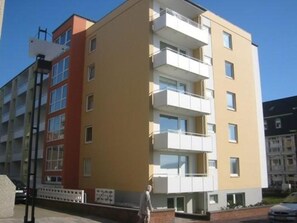 Exterior - Carmen Sylva 11 - On the beach: House Carmen Sylva - An apartment to feel good in (Sylt)