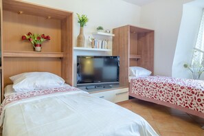 Uklassifisert bilde, 2 av 13, knapp