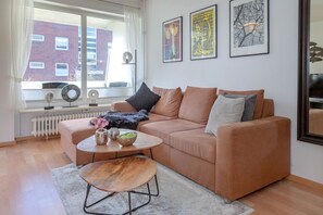 Unclassified image, 2 of 24, button - HBS22-2 - 2 room flat in a quiet location for 3 people with balcony & parking space (Sylt)