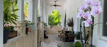 Clean, New, Spacious, in Coconut Grove!