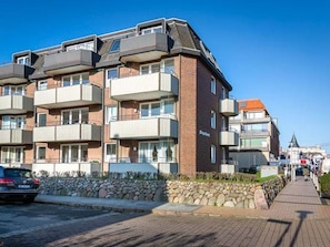 Exterior - Seven Seas - Apartment SEVEN SEAS, modern, generously proportioned, approx. 60m² 2 (Sylt)