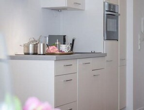 Microwave, oven, dishwasher, coffee/tea maker - Oceanfront Suite - Welcome.... Beach suite Sylt, 1-room apartment with (Sylt)
