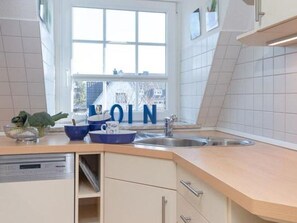 Geladeira, fogão, cooktop, lava-louças