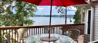 Relax in a cozy and private lake front cabin with breathtaking views!