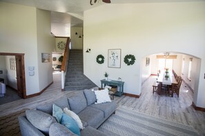 Smart TV, fireplace, table football