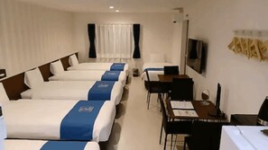 Condo 6bed, Non Smoking | Free WiFi, bed sheets - Hotel Livinginn Nahkoumae (Naha)