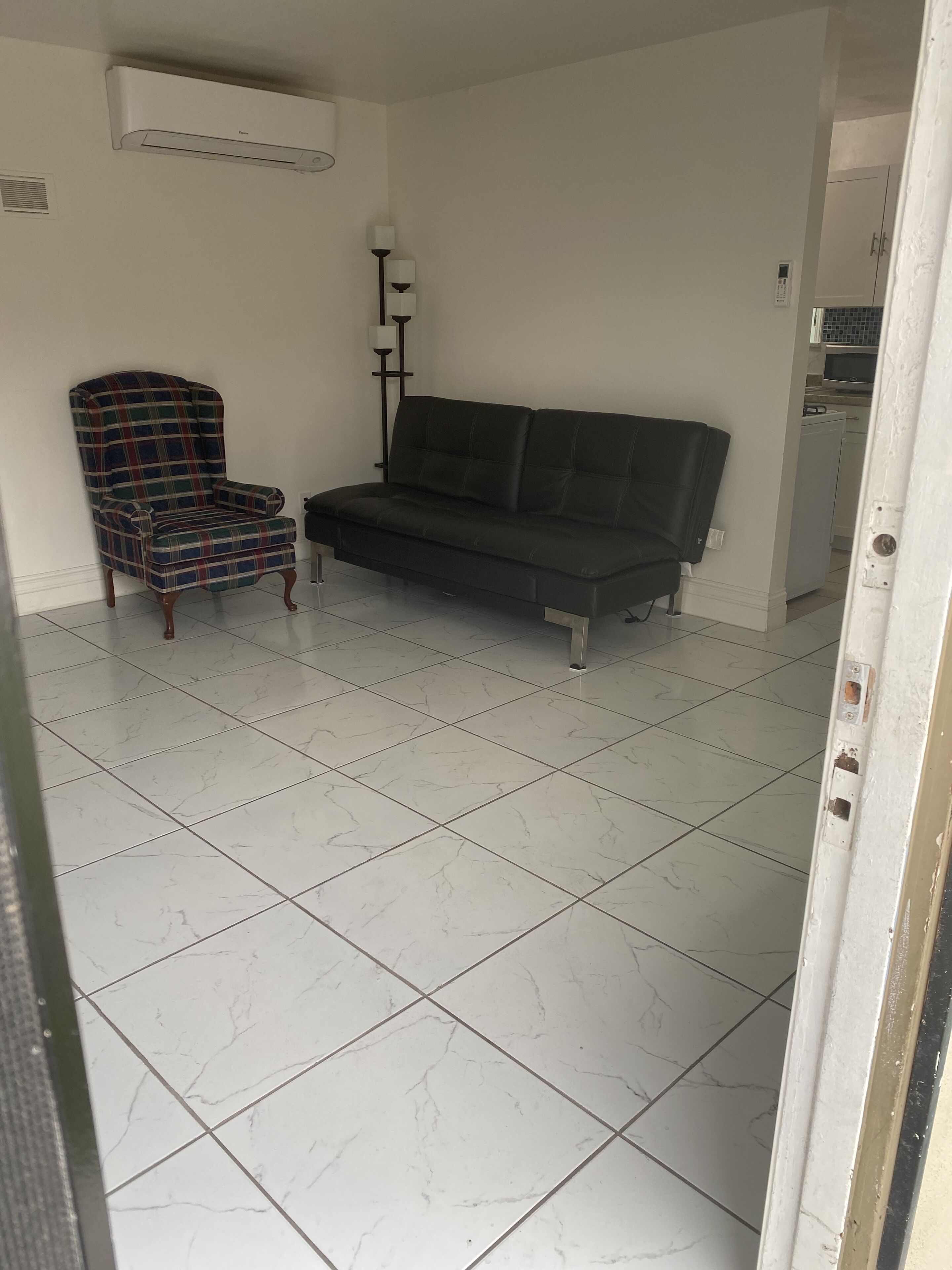 Apartment Near LAX airport #B