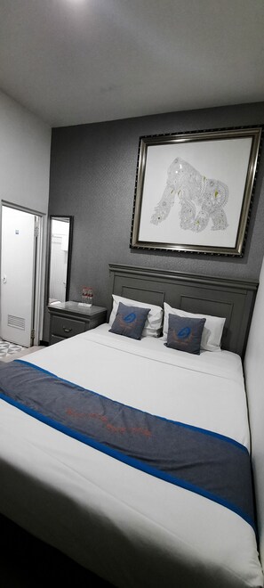 免费 WiFi、床单