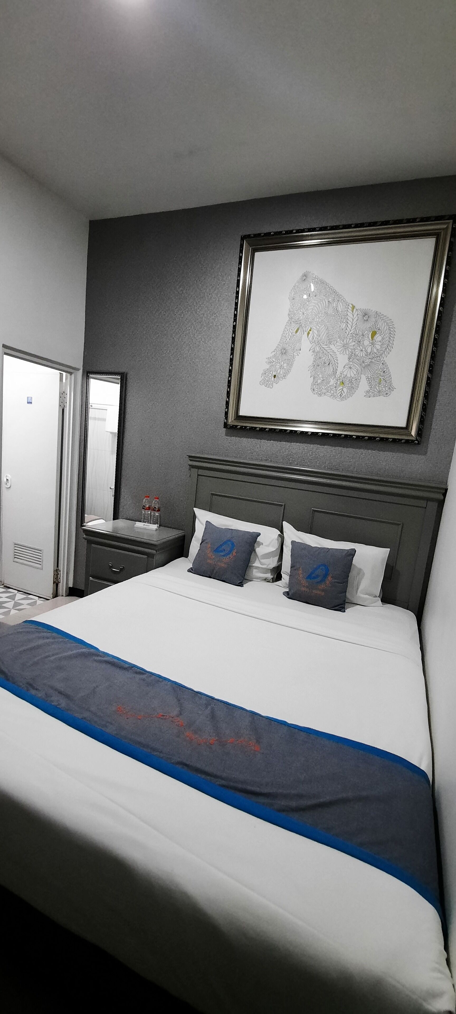 Wifi gratis y ropa de cama 