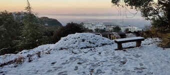 Ralston cottage 7 room vacational  home for a family upto 21 adults at this rate