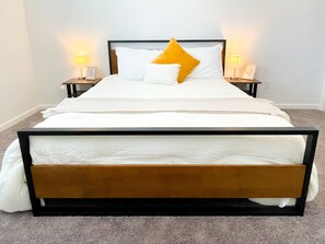 4 habitaciones, escritorio, wifi gratis y ropa de cama