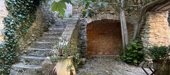 Charming house for 2/3 people in the light of the Luberon