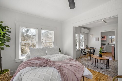 Historic Heights Boss Babe Bungalow