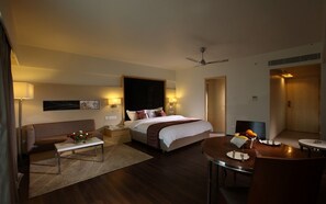 Grand Single Room | Living area | 42-inch LED TV with digital channels, TV, pay movies - HOTEL SHELTON RAJAMAHENDRI (Rajahmundry)