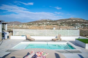 Exterior - Villa for 6 Guests With Private Pool! In Agia Irini - Walking Distance to Beach! (Paros)