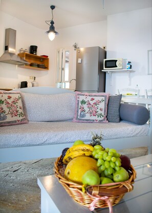 2 bedrooms, iron/ironing board