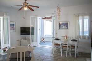 Villa, 3 chambres, fumeur, balcon | Salle de séjour
