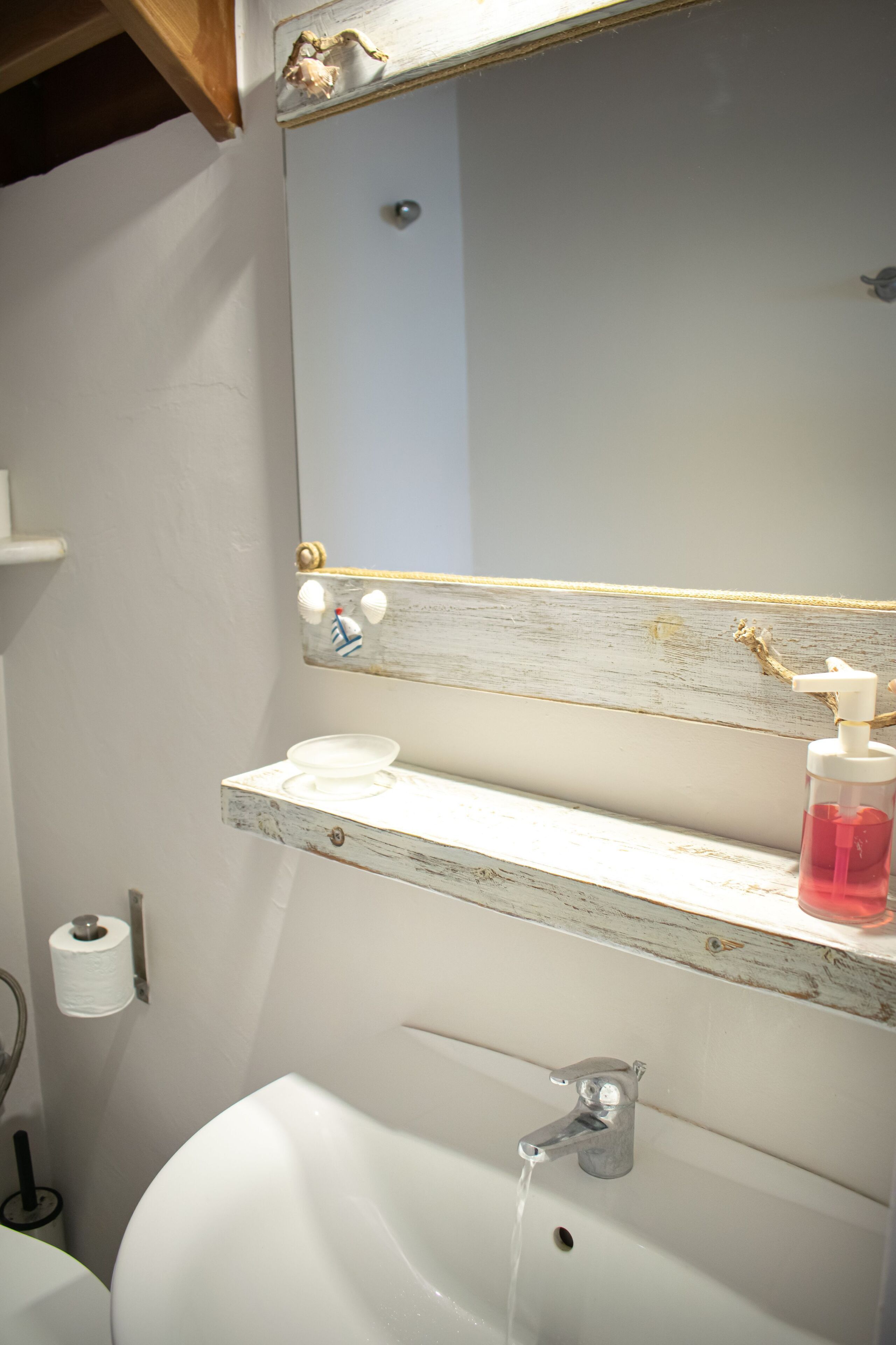 Villa 78 m2 in Agia Irini, 350 Meter to the Beach for 4 Guests With Pool Access