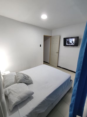 Apartment, 2 Bedrooms, Smoking, Balcony | 2 bedrooms
