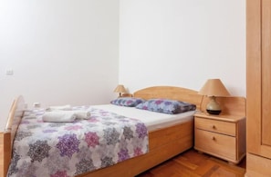 Apartment, 3 Bedrooms, Balcony | 3 bedrooms - Excellent Apartment With Balcony and Sea View (Okrug)
