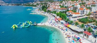 Lavish Double Bed Room With Balcony and Sea View