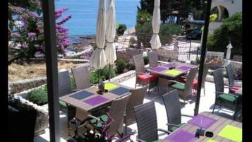 Camera, 1 camera da letto, balcone | Esterni