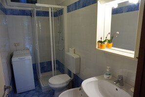 Apartment, 2 Bedrooms, Patio | Bathroom - Nice Renewed Beachfront Flat on the Ground Floor (Lignano Sabbiadoro)