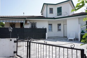 Vila, 3 kamar tidur, patio, pemandangan kebun | Eksterior