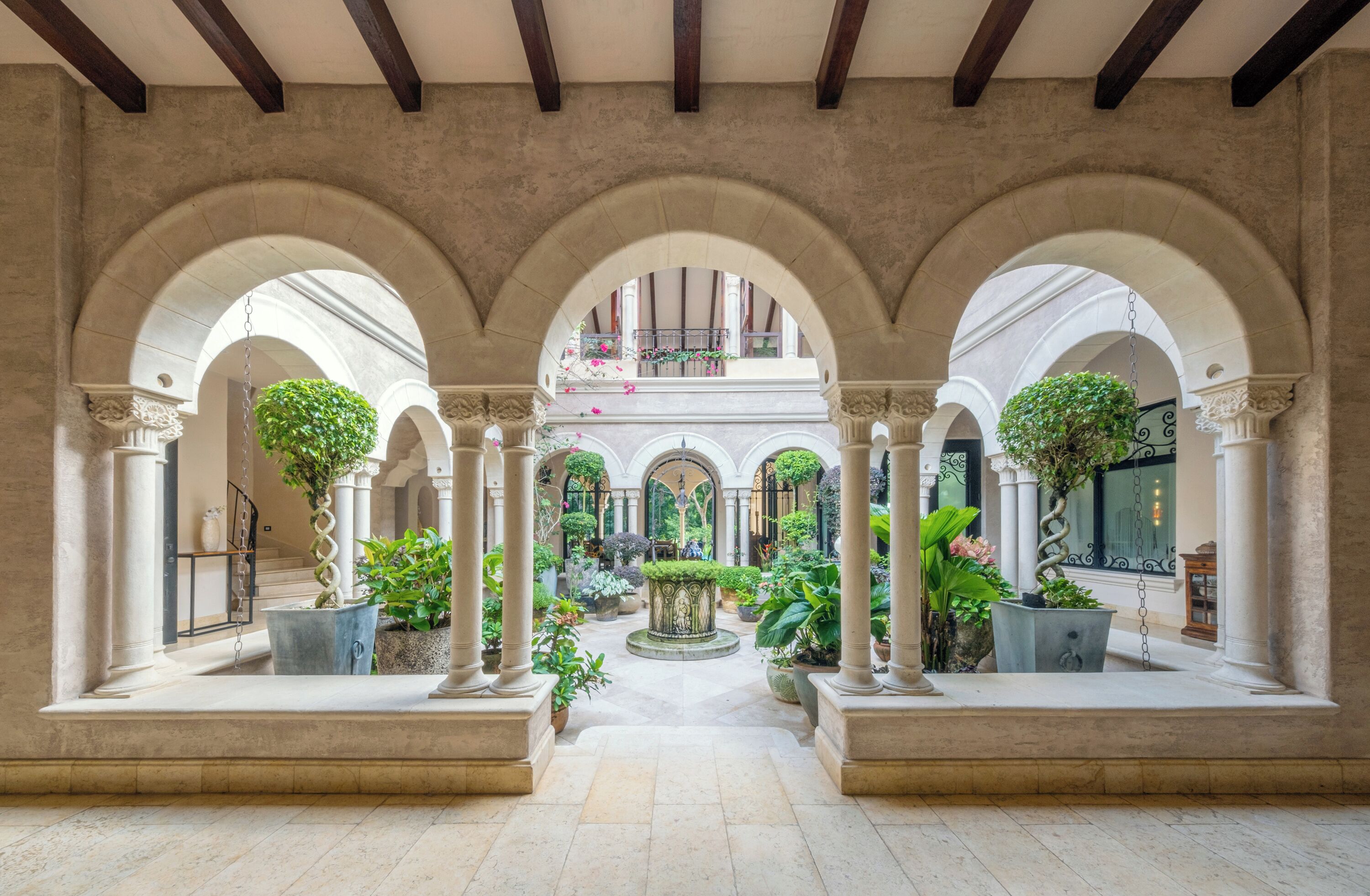 Room, 4 Bedrooms, Private Pool, Garden View | Interior
